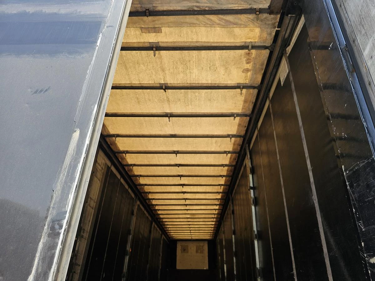 Pacton T3 001 /3 axle curtainsider /saf disc/ apk tuv/13-03-2027. 2004 image 20