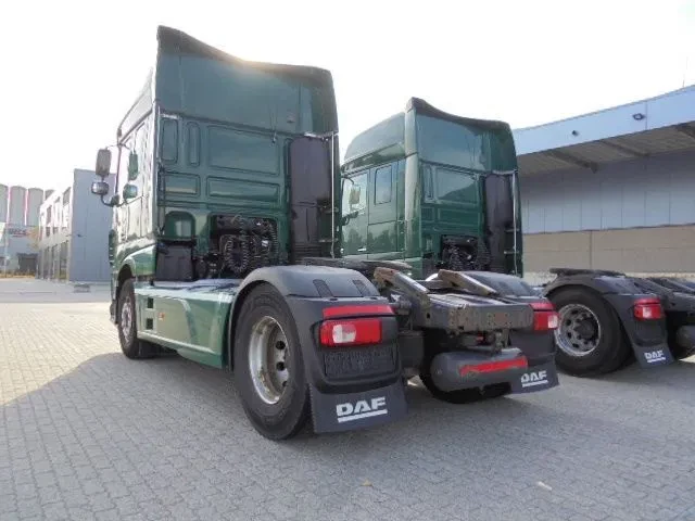 DAF XF 106.460 2016 - SUPER SPACE CAB imagen 23
