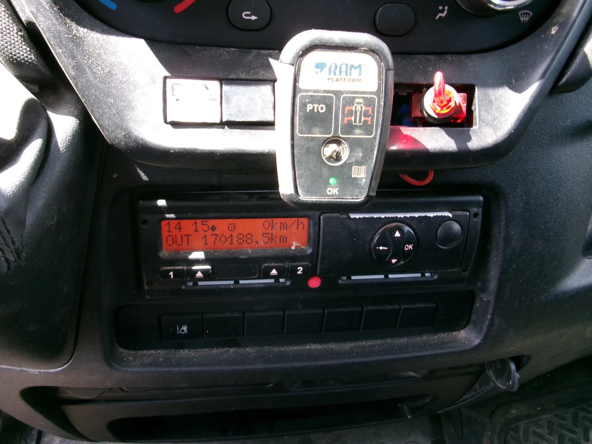 Iveco Daily 2016 - 70 C17 + RAM APK 03-2027 afbeelding 14