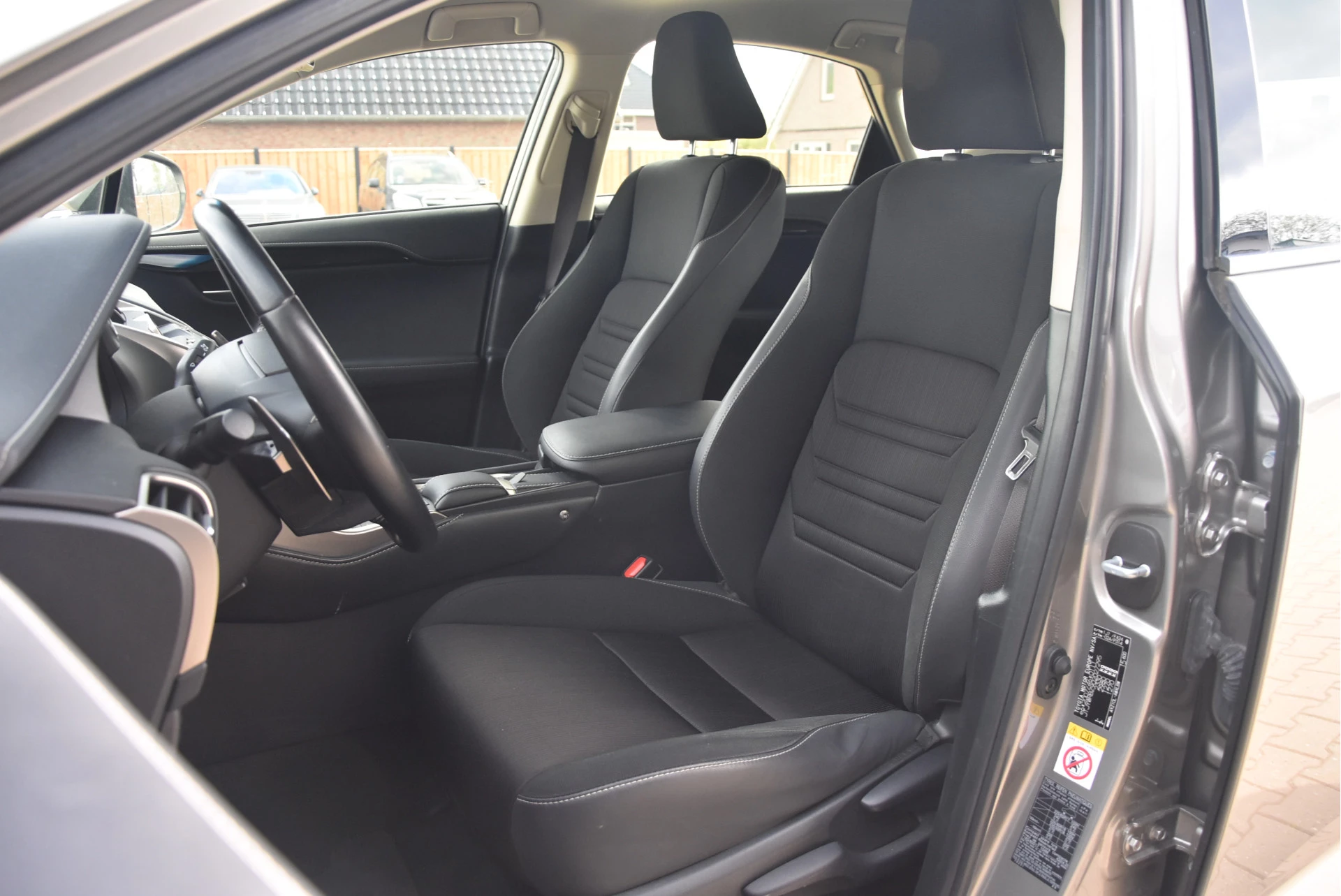 Lexus NX 2018 - 300h AWD | Safety Pack | Trekhaak Bild 8