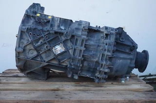 ZF N/A 2015 - 12AS2130DD TGS 81.32004-6396 imagem 1
