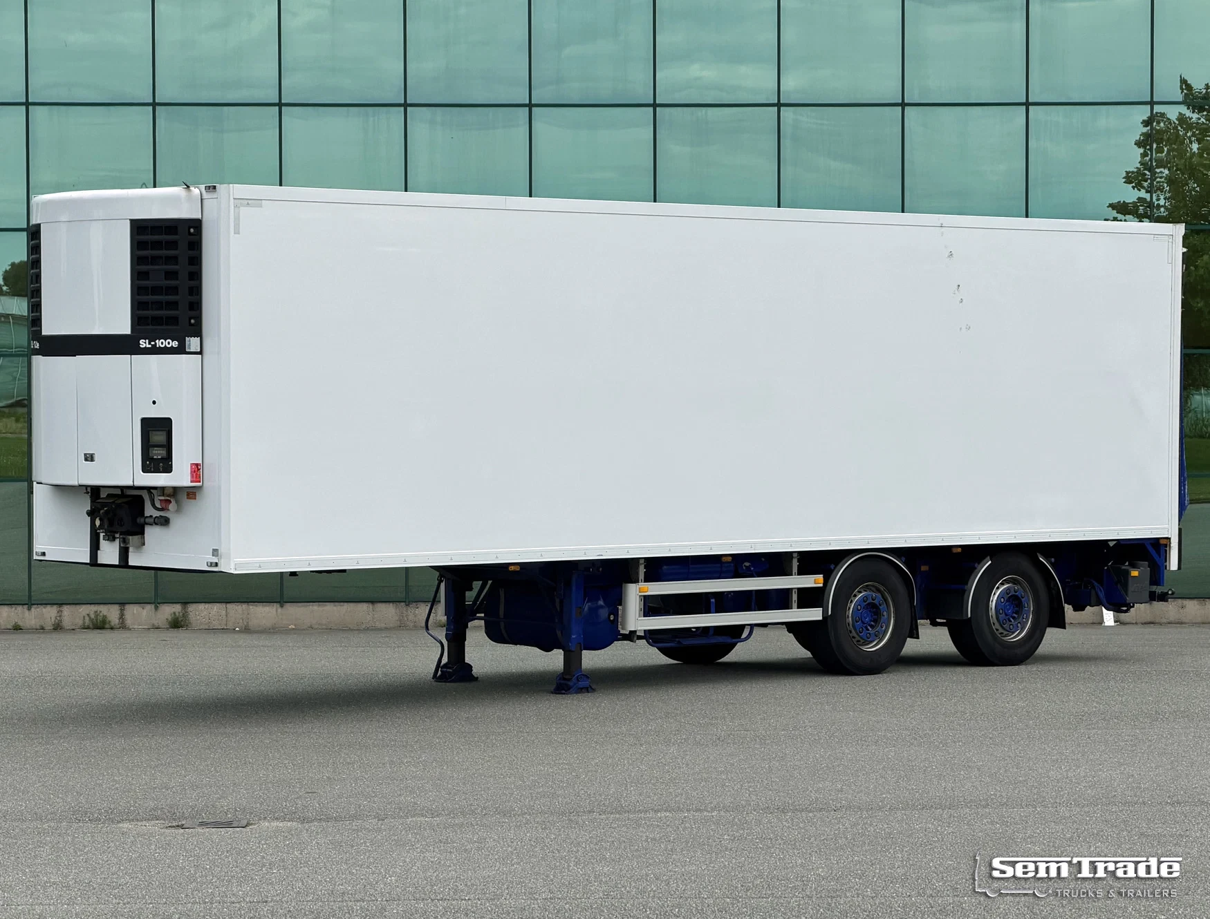 Samro 2005 - ISO BOX THERMO KING ONLY 846 ENGINE HOURS STEERING AXLE TAIL LIFT NL-TRAILER IN SUPER CONDITION afbeelding 1