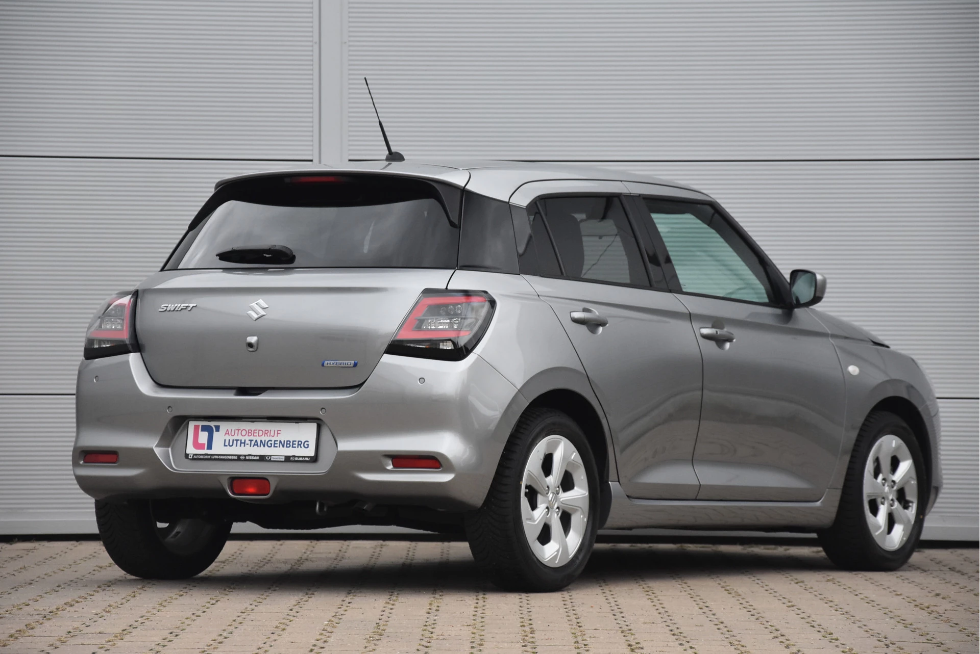 Suzuki Swift 2024 - 1.2 Select Smart Hybrid obrázek 2