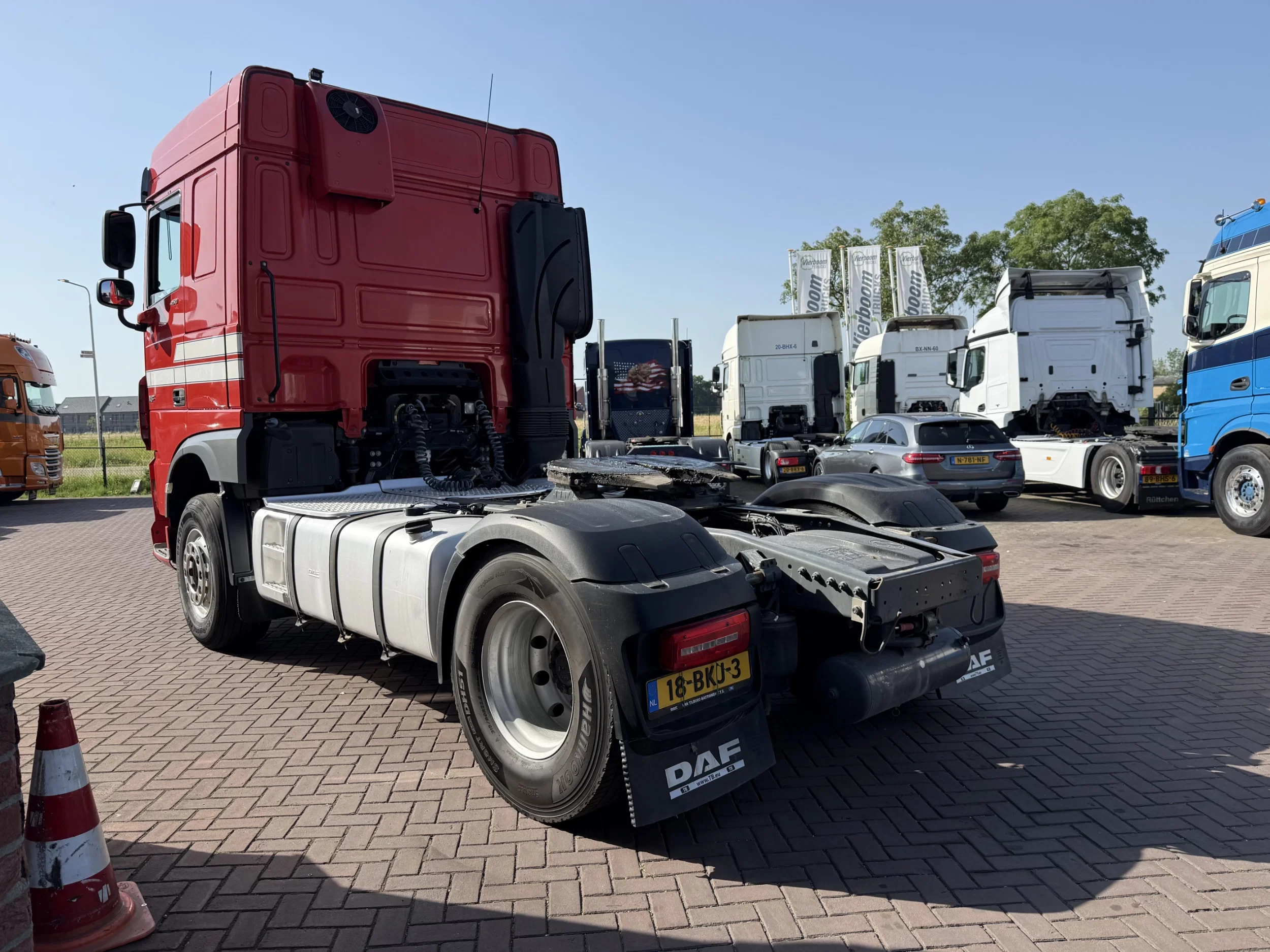 DAF XF 450 2018 - XF450 4X2 / Hydrauliek / Smart tacho / Standairco / 2 Bedden / APK 12-2026 afbeelding 3