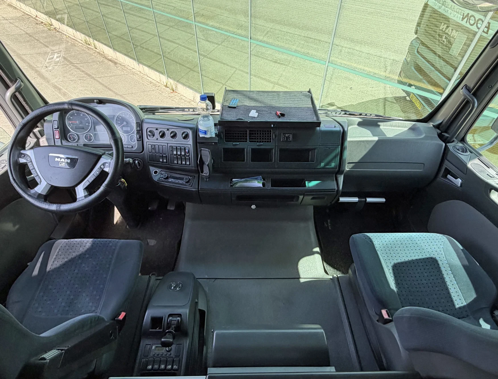 MAN TGA 2008 - 18.440 EURO 4 ONLY 535.000 KM SMART TACHO HOLLAND TRUCK afbeelding 9