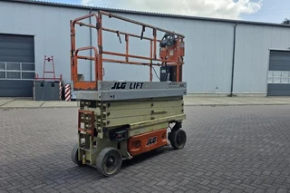 JLG 2011 - 2630ES Electric, Working Height 10m, 230 kg Capaci image 2 miniature