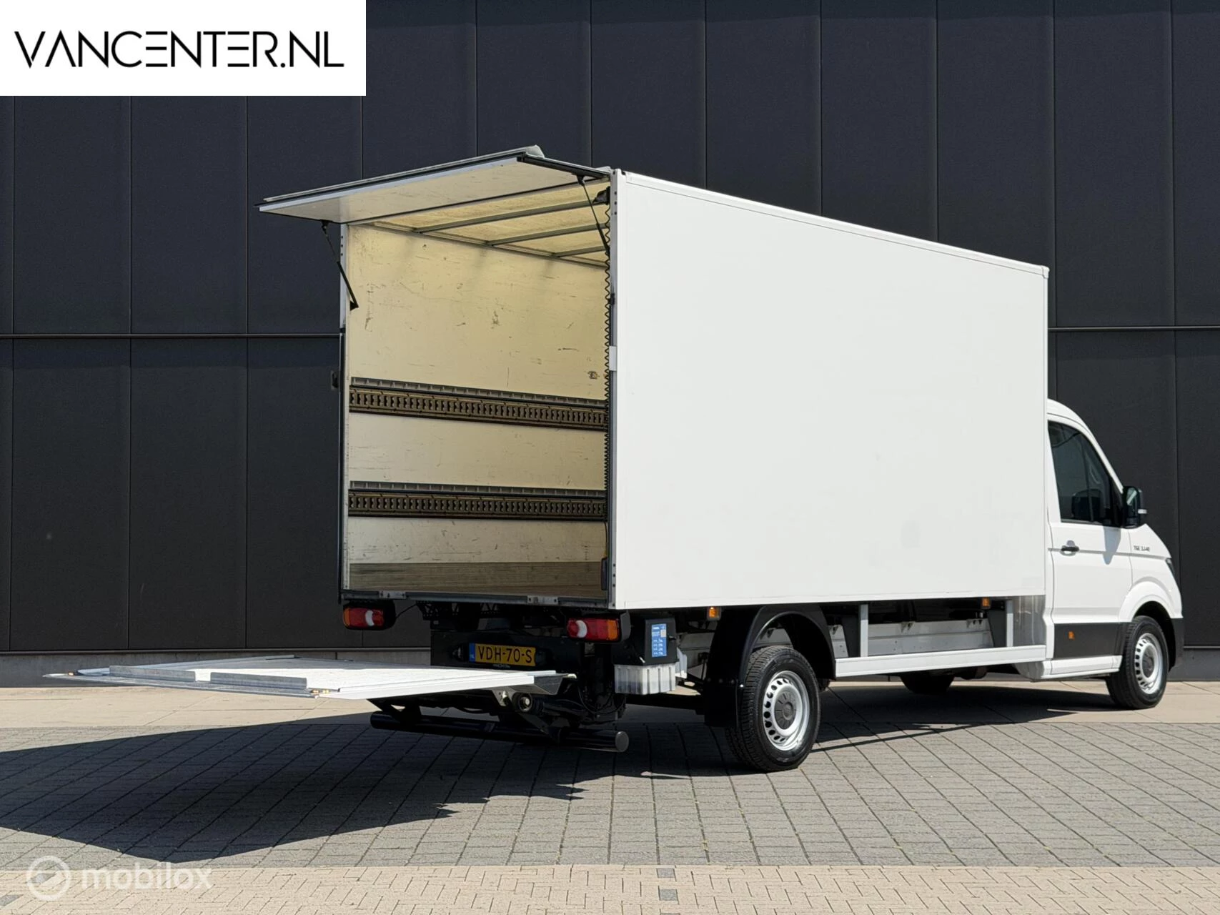 MAN TGE 2018 - 3.140 2.0 TDI 140PK Bakwagen Laadklep Airco Crafter afbeelding 1