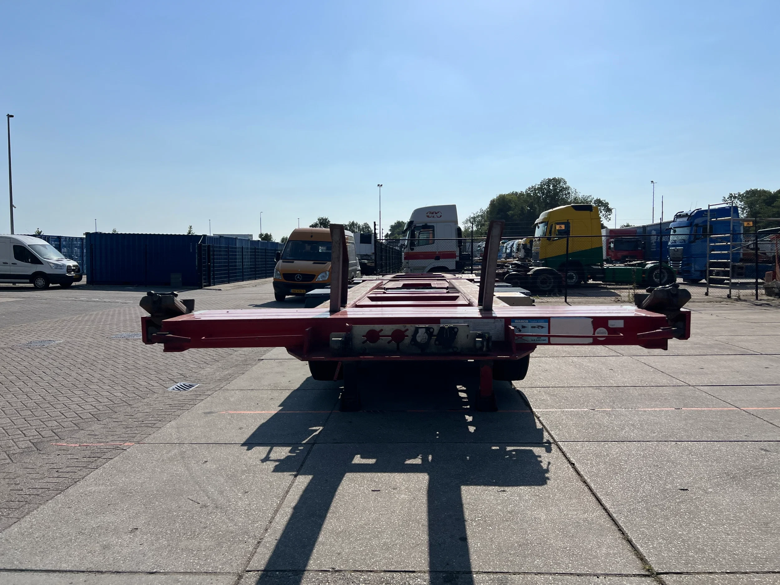 Broshuis 2017 - 2 Connect 5 AKCC / 5 Axles / 3x Steering / 4x Lift Axle afbeelding 4