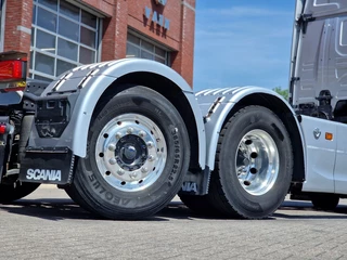 Scania R 2019 - R650 V8 NGS Highline 6x2*4 - Chassis - 4.35WB - Retarder - Full air - Leather zdjecie 24