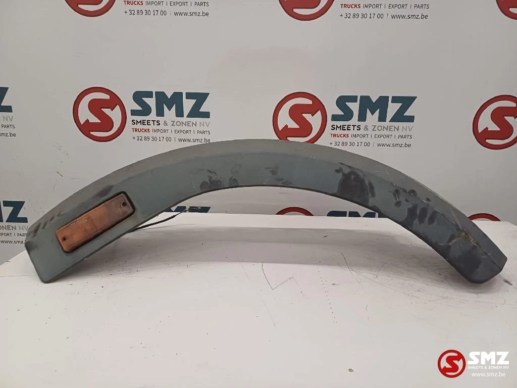 Mercedes-Benz 1994 - Occ spatbord links Mercedes afbeelding 1