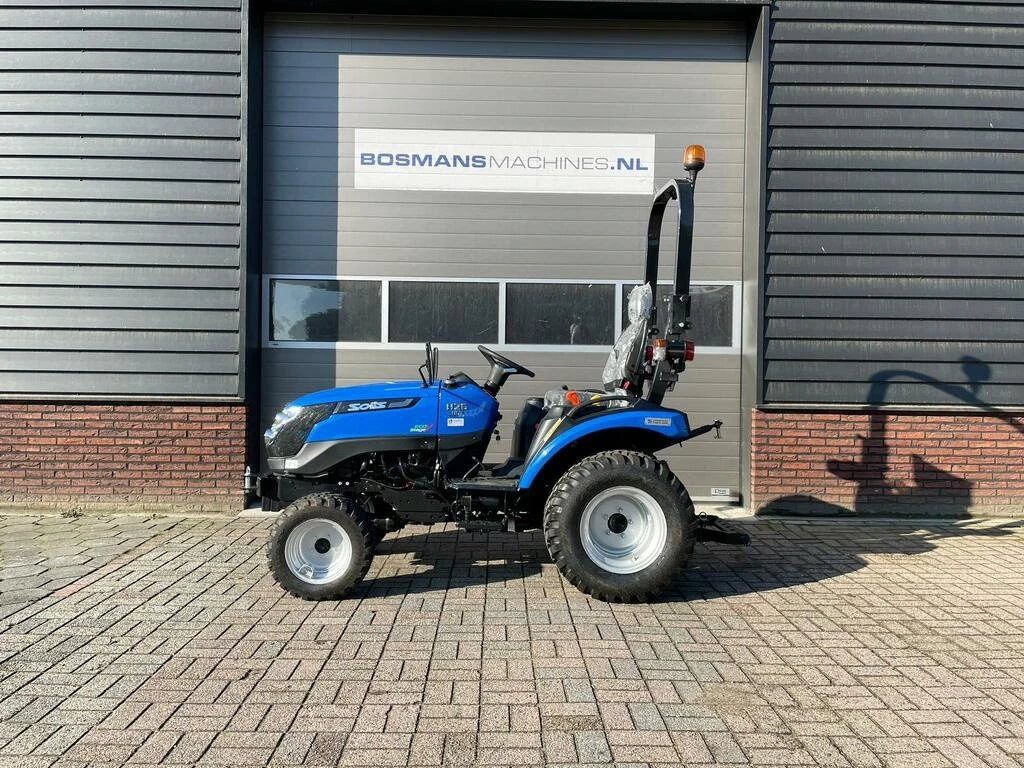 Solis 26 HST minitractor NIEUW multi-use banden - 5 jaar garantie 2026 afbeelding 1