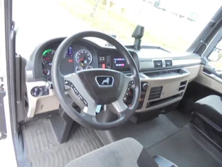 MAN TGX 2018 - 26.500 XXL 6X2 SMART TACHO image 13