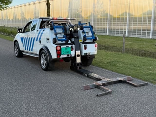 Isuzu D-Max 2017 - 2.5TD Intercooler 4WD - AWU - Lepelwagen bild 5