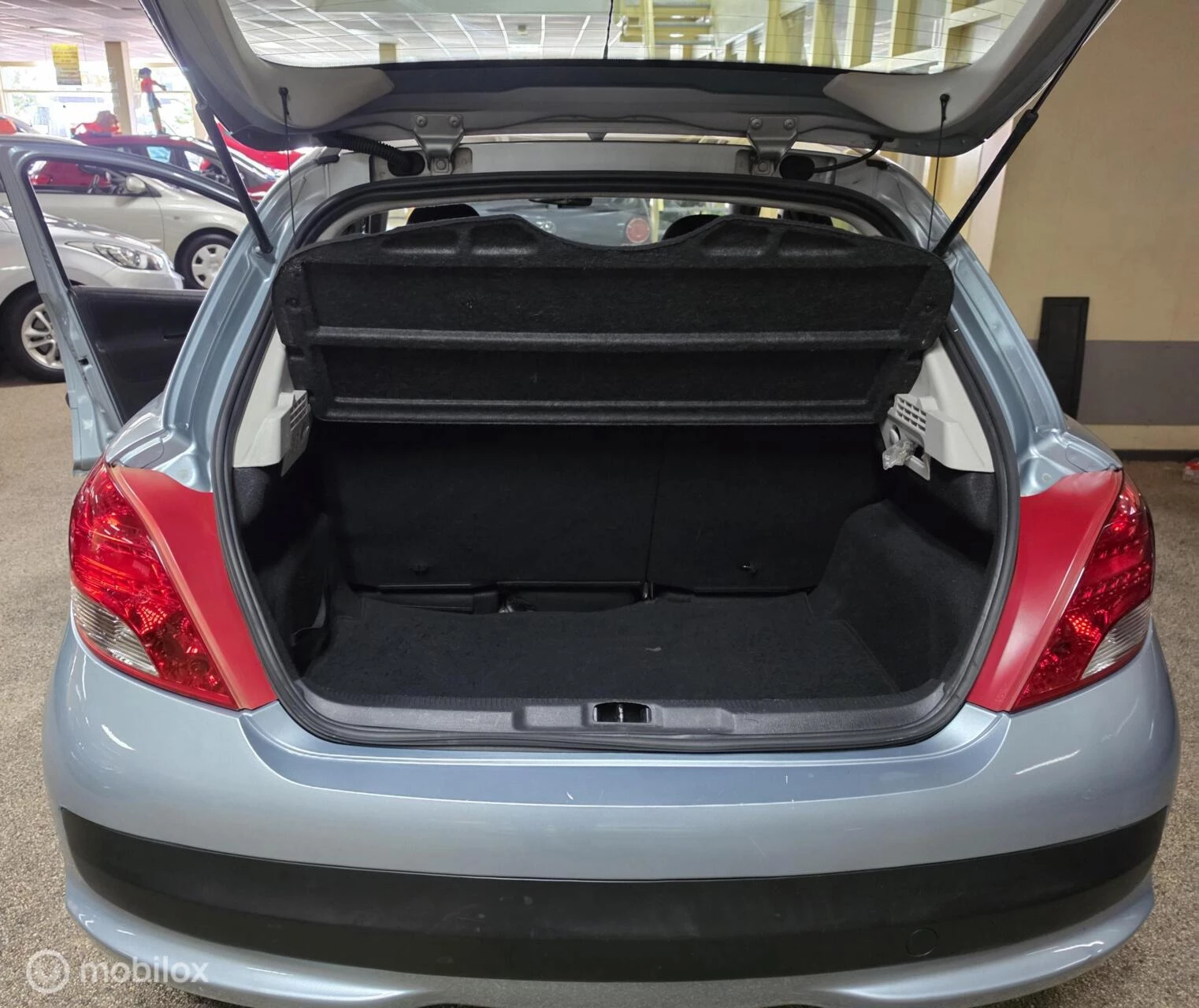 Peugeot 207 2011 - 1.4 XR Premium + afbeelding 6