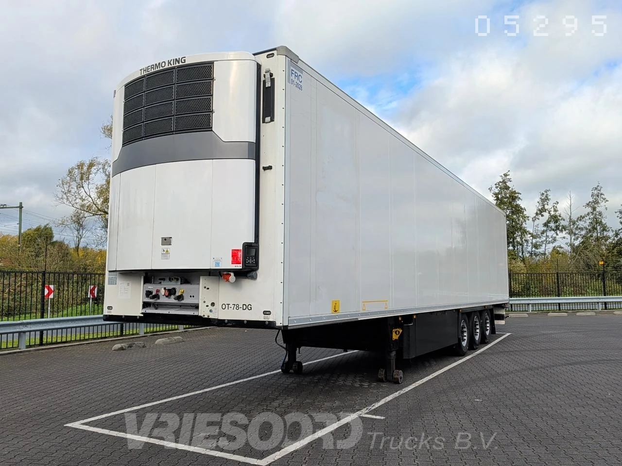 Schmitz Cargobull Bloemenuitvoering MET THERMOKING A400 2022 afbeelding 1
