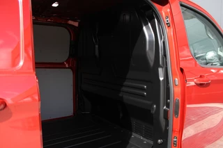 Ford Transit Custom 2025 - 320 2.0 TDCI L2H1 Limited 170pk - 1+1 Stoelopstelling - 2x Schuifdeur - Adaptive Cruise - Verwarmd stuur - Blind spot - Navigatie - Camera - Draadloos laden - Rijklaar imagen 41