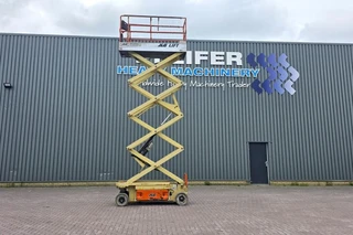 JLG 2011 - 2630ES Electric, Working Height 10m, 230 kg Capaci image 2 miniature