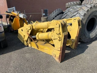 Cat N/A - D 8 R Ripper afbeelding 1