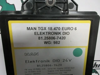 MAN - 81.25806-7420 DIO MODULEN MAN TGX TGS MODEL 2022 zdjęcie 3 miniatura