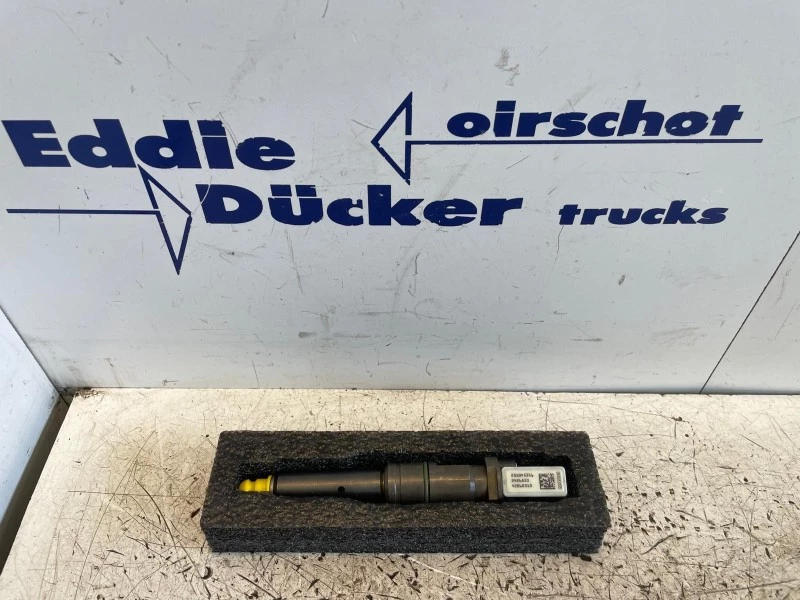DAF - 2426853 / 2477784 INJECTOR MX-11 obrázek 1