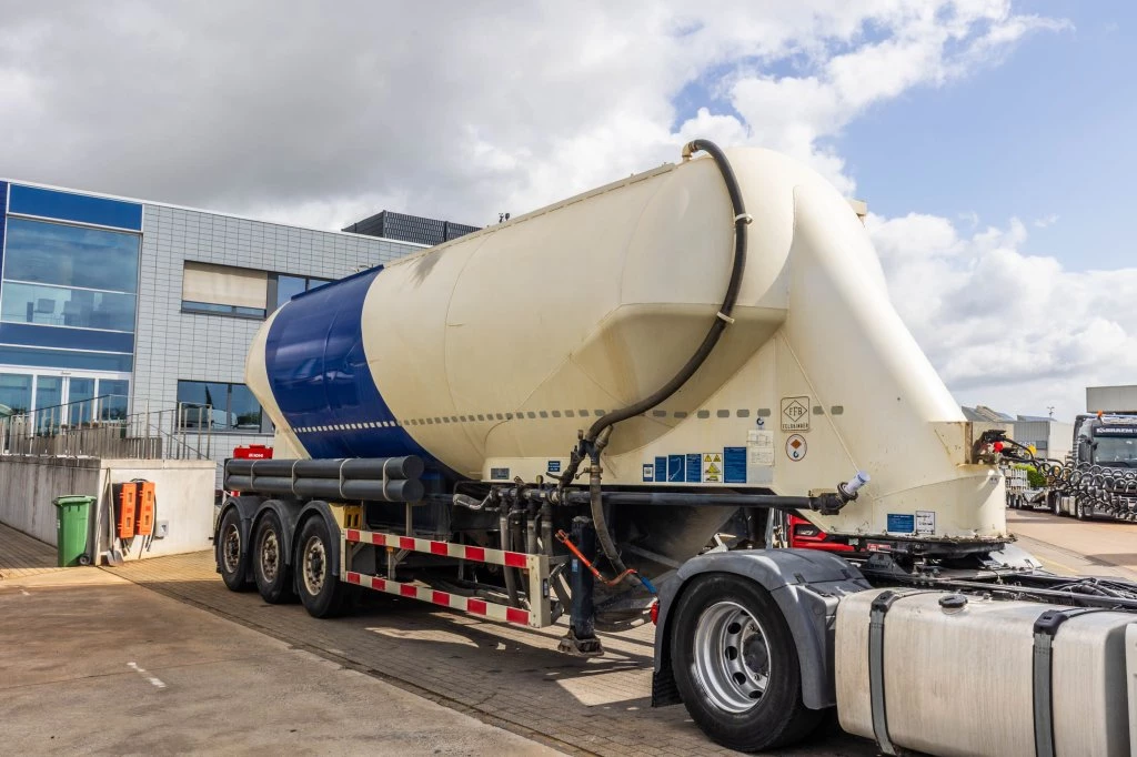 FELDBINDER 2011 - EUT 40.3- 40.000 L CEMENT/CIMENT/ZEMENT Bild 2