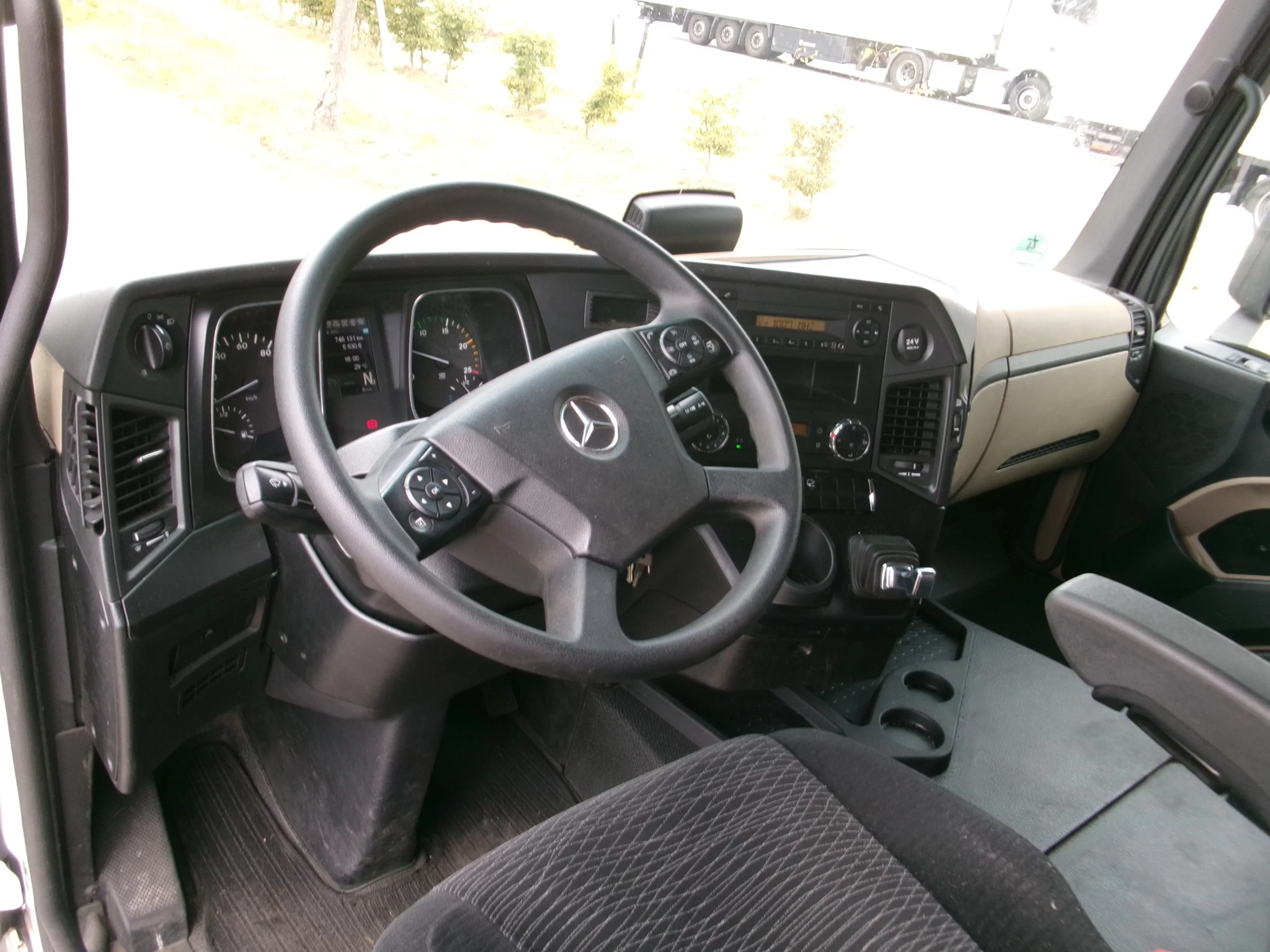 Mercedes-Benz Actros 2017 - 1842 LS NL TRUCK obrázek 8