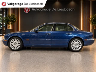 Jaguar XJ 2004 - 4.2 V8 Super charge leer/schuifdak/boeken/stoelverw/navi/alpine afbeelding 2 miniatuur