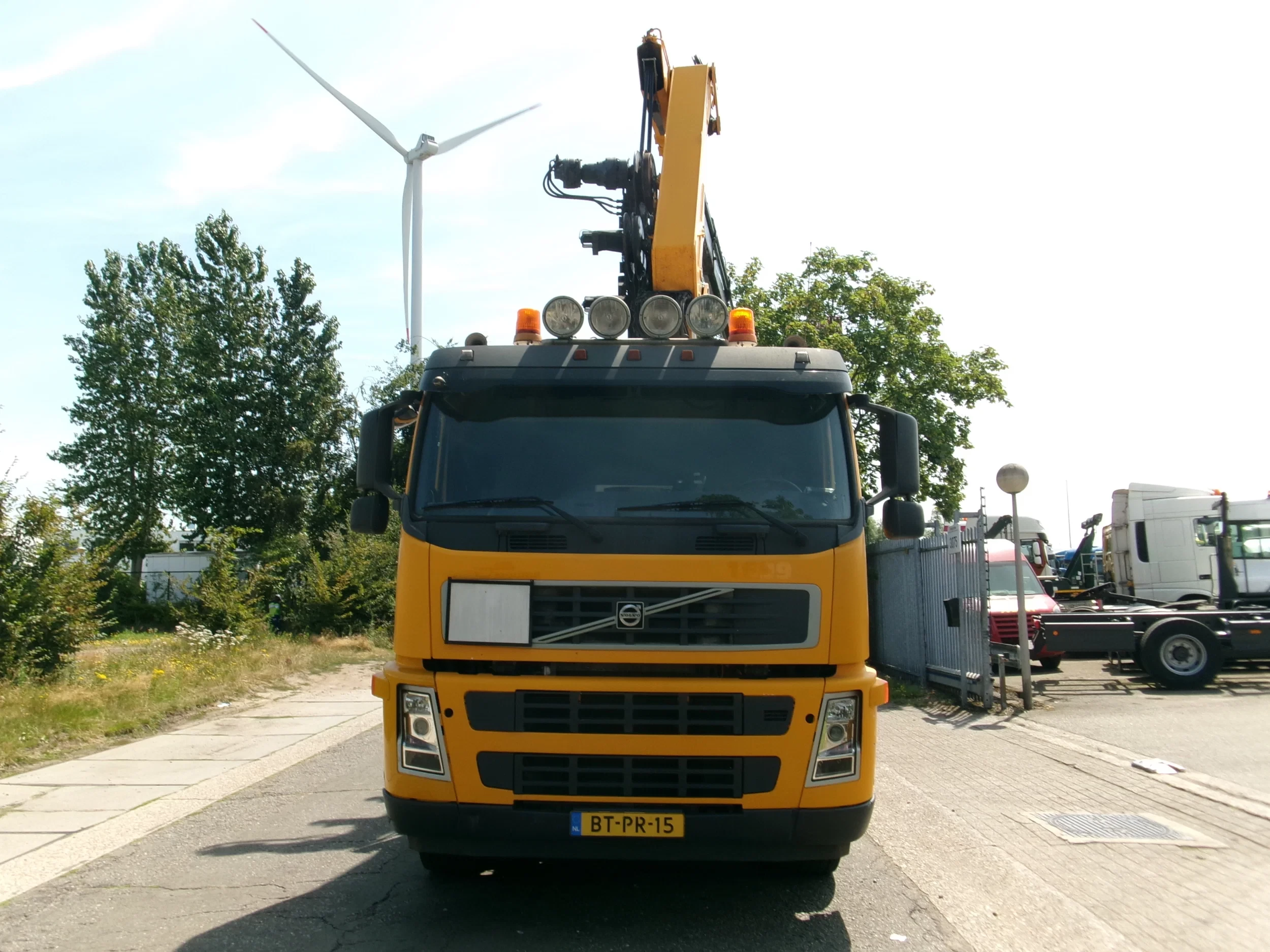 Volvo FM 400 2008 - 8X2 FULL STEEL NL TRUCK afbeelding 2