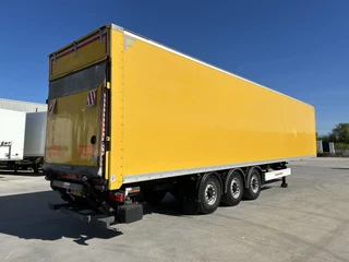 Kässbohrer Maxima XS 2021 - / Box / Laadklep 2500 kg immagine 2
