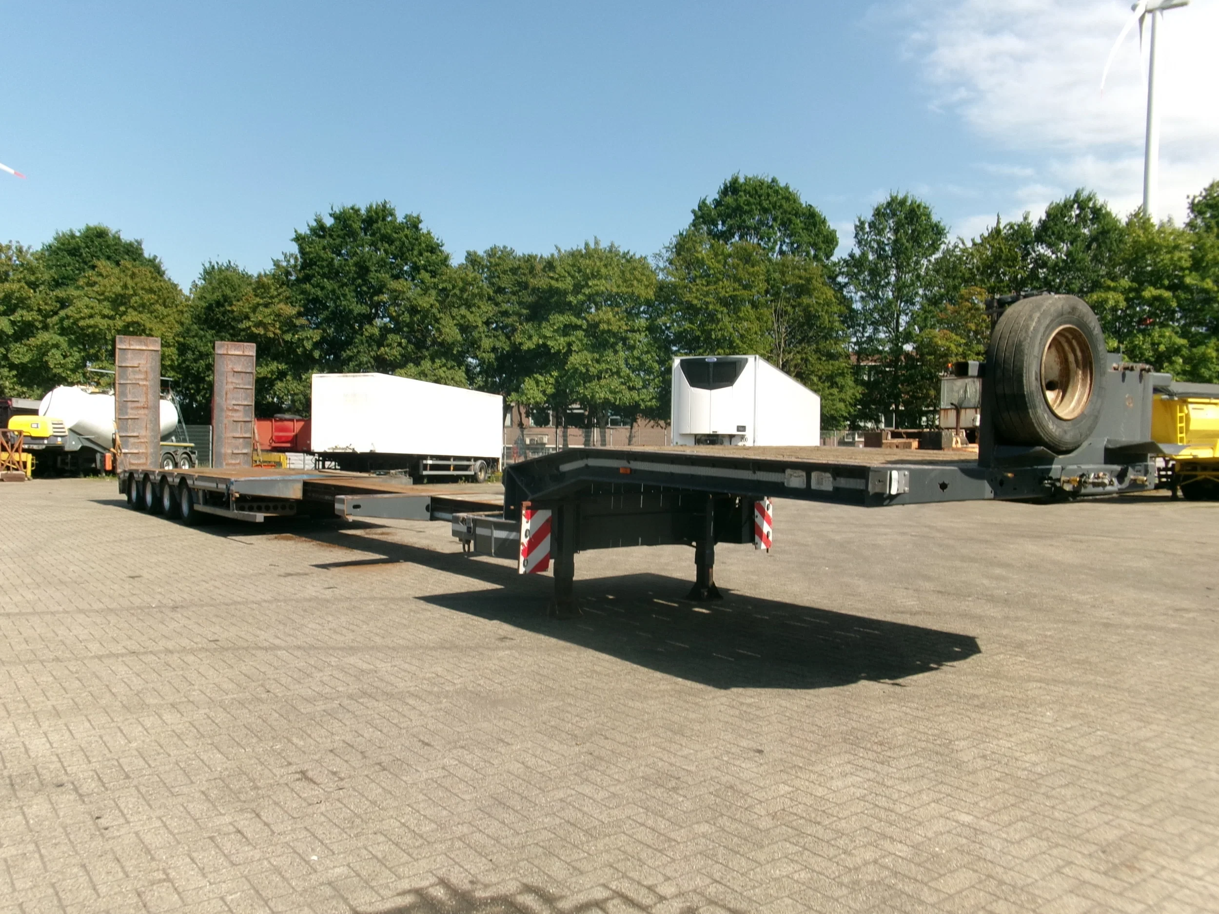Faymonville 2015 - F-S44-1ALN 2 AXLE STEERING afbeelding 3