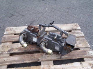 Diverse N/A 2004 - HYDRAULISCHE POMP obrazek 1