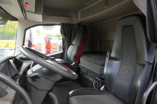 Volvo FH 2018 - 460 | Hydraulic | 6X2/4 | 489132Km | 2018 | Smart Tacho 2 | Full Air | Lift/Steering Axle | Sliding Fifth Wheel | VEB+ | Stand Klima | TUV/MOT/APK 04-2027 | Belgium Truck obrazek 31