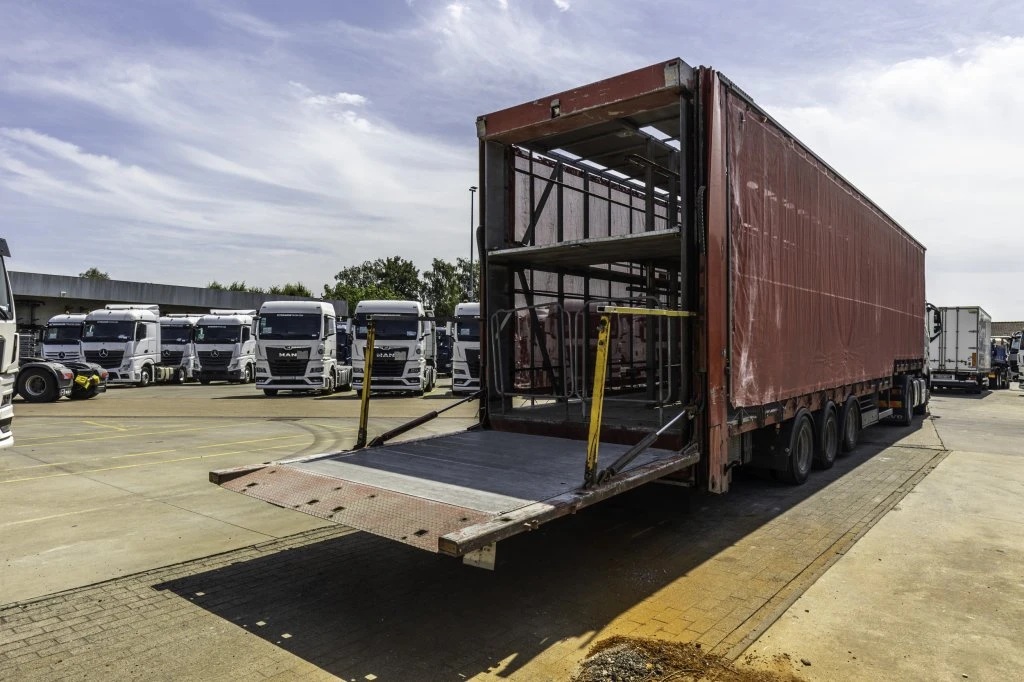 Lecitrailer 2012 - CUELLO CISNE 3E-RD+DOUBLE ETAGE+DHOLLANDIA 2TON afbeelding 14