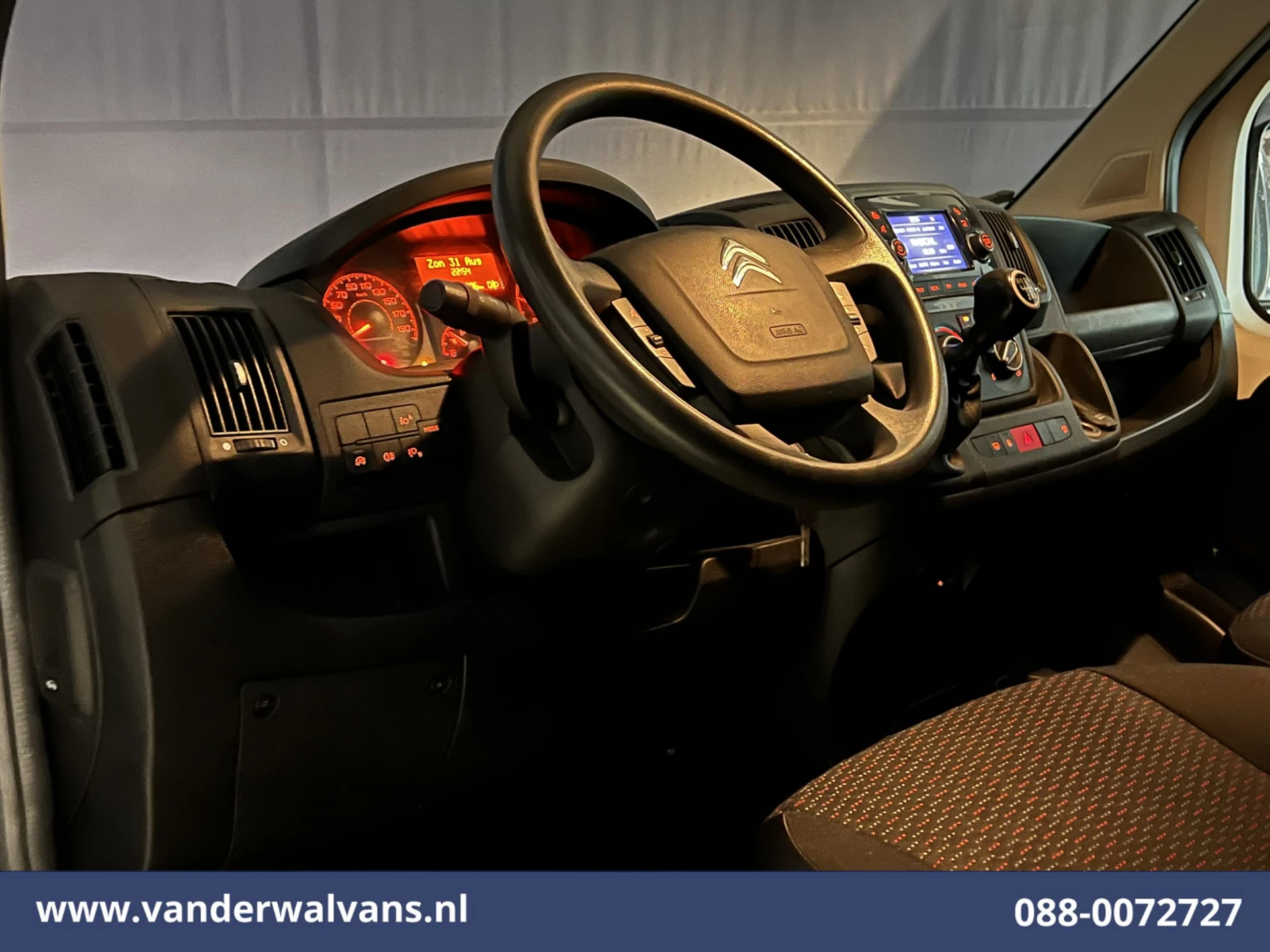 Citroën Jumper 2020 - 2.2 BlueHDi 120pk L1H1 Airco | 2500kg Trekhaak | Imperiaal imagen 15