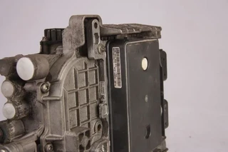Mercedes-Benz - Gearbox & Clutch Parts Versnellingsbak modulator MB M imagem 2 miniatura