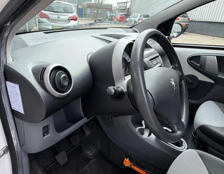 Peugeot 107 2010 - 1.0-12V XR bj.2010 Stuurbekr|Radio|Nette staat. obrazek 15