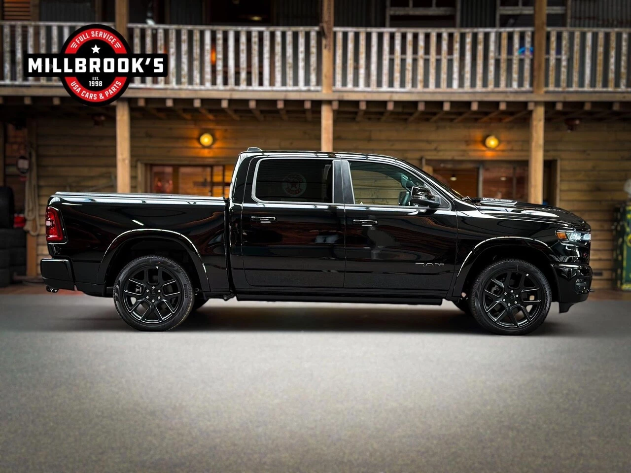 Dodge Ram 1500 2024 - 3.0 Hurricane Premium Laramie Night, obrázek 6
