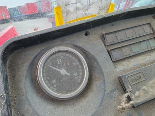 Massey Ferguson MF690-4WD 2000 - N/A obrazek 16