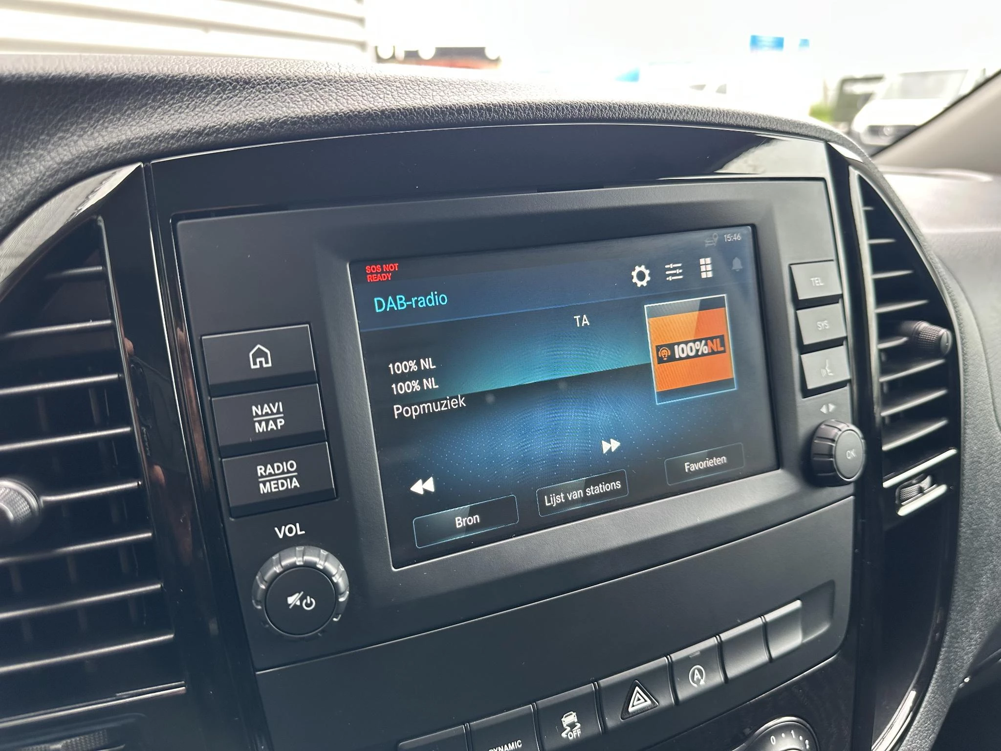 Mercedes-Benz Vito 2023 - 119 CDI L2 Automaat LED Achterdeuren Carplay afbeelding 9