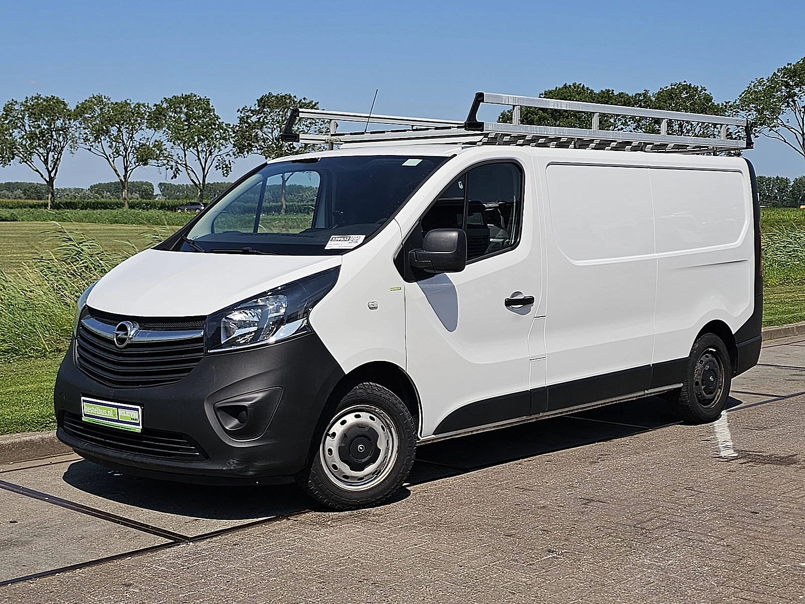 Opel Vivaro 2019 - 1.6 Bild 2