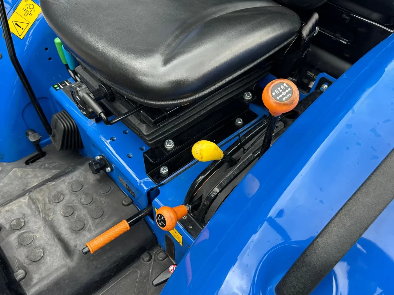 New Holland 2024 - Boomer 55 image 15