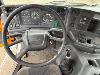 Scania P 2001 - P114-340 6x2 WITH MULTILIFT CONTAINERSYSTEM ONLY 80.500 KM!! ORIGINAL (10 TIRES / FULL STEEL SUSPENSION / 12 GEARS MANUAL GEARBOX / 9.000 KG. FRONT AXLE) obrazek 8