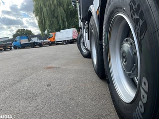 Mercedes-Benz Arocs 3253 8x4 Hiab 105 Tonmeter laadkraan 2019 - N/A immagine 18