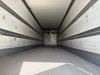 Schmitz Cargobull Schmitz Cargobull PRICES FROM €6950 TO €8950 2012 - N/A immagine 5