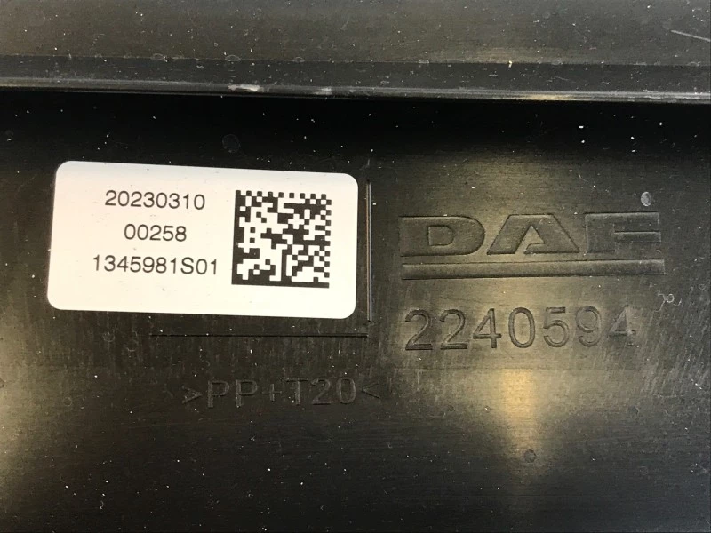 DAF - 2240594 LUCHTINLAATPIJP (NIEUW) afbeelding 3