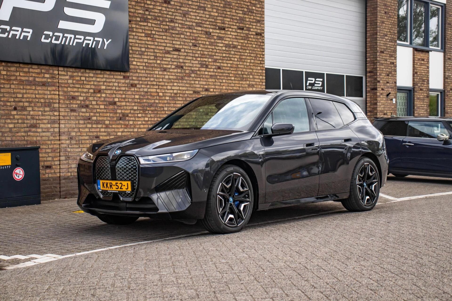 BMW iX 2022 - xDrive40 Sport Edition 77 kWh, BTW, Laser, H&K, Pano image 2