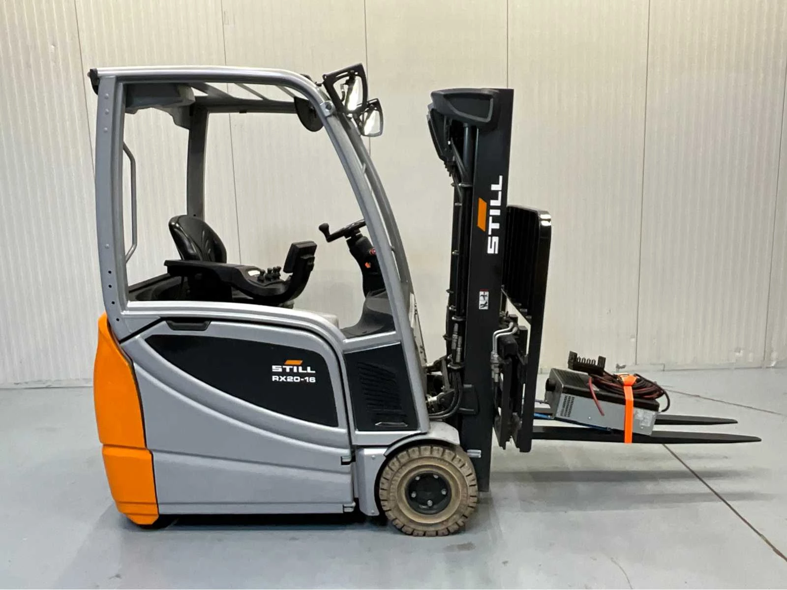 Still 2020 - RX20-16 Triplex - Freelift - Sideshift image 6