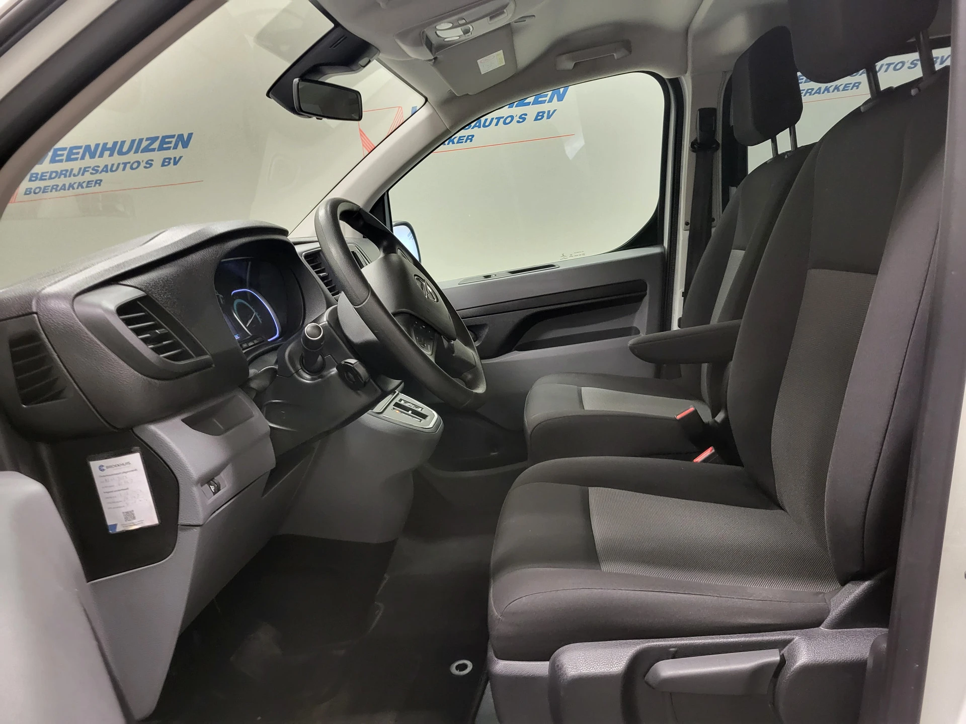 Opel Vivaro-e 2022 - Combi 75kWh L3/H1 8-Personenbus Panorama 310km Elektrisch! afbeelding 5