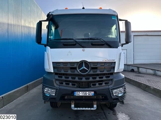 Mercedes-Benz N/A 2016 - Arocs 3236 EURO 6, 8X4, liebherr 9m3, leaf suspension imagem 14