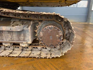 Komatsu HB215LC-1 HB 2012 - N/A image 12